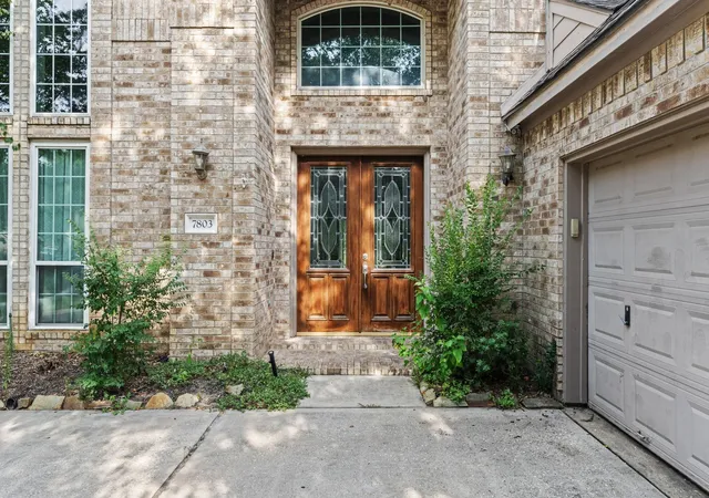Photo 2 of Single family home for sale at 7803 Cadenza Ct, Houston, TX 77040 | MLS# 91998777 | Listing updated on 2026-08-13