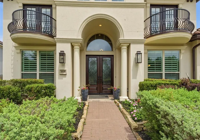 Photo 2 of Single family home for sale at 18818 E Josey Overlook Dr, Cypress, TX 77433 | MLS# 30944763 | Listing updated on 2026-09-13