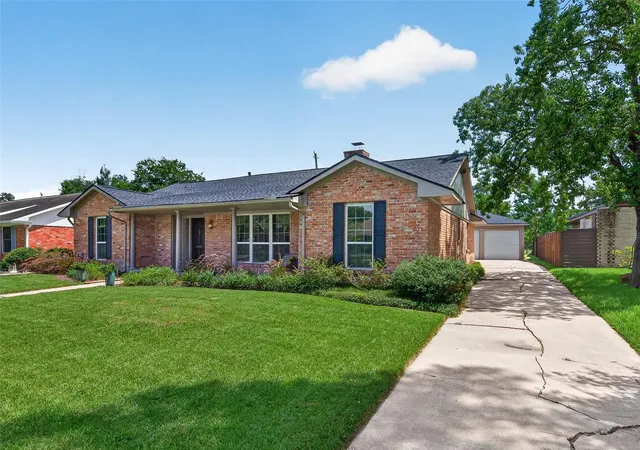 Photo 3 of Single family home for sale at 5239 Lymbar Dr, Houston, TX 77096 | MLS# 69224731 | Listing updated on 2026-08-09