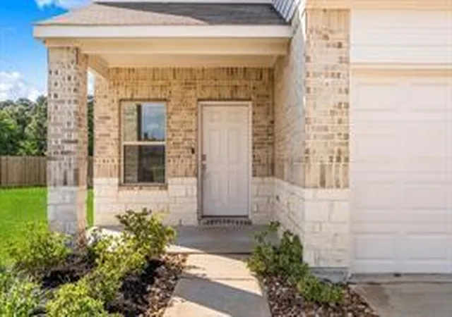 Photo 2 of Single family home for sale at 10022 Lavender Ln, Magnolia, TX 77354 | MLS# 31839537 | Listing updated on 2026-08-12