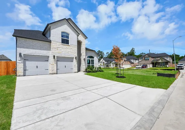 Photo 3 of Single family home for sale at 24743 Skerene Woods Dr, Spring, TX 77373 | MLS# 14400058 | Listing updated on 2026-09-14
