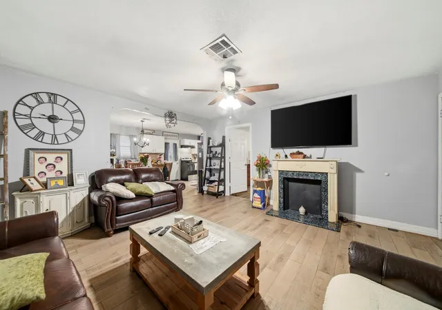 Photo 4 of Single family home for sale at 731 Meneley Rd, Winnie, TX 77665 | MLS# 24931560 | Listing updated on 2026-09-15
