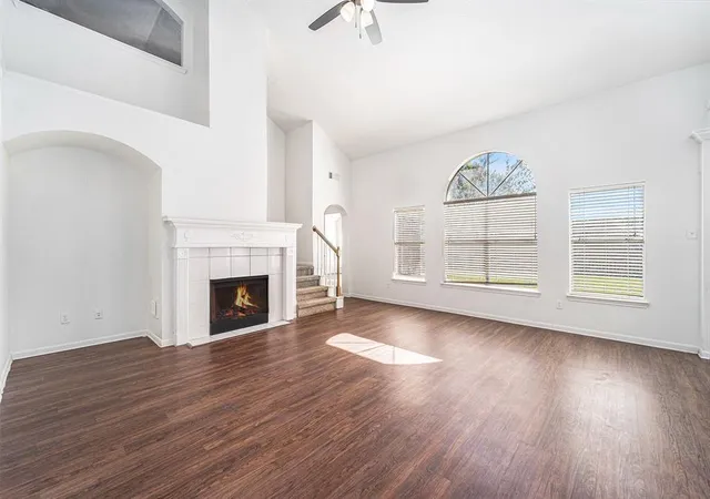 3rd image of 1819 Thistlebrook Ct, Fresno, TX 77545 | MLS# 79985645