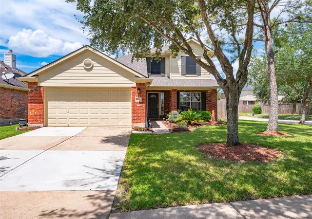 2nd image of 13601 Trail Meadow Ln, Rosharon, TX 77583 | MLS# 90713710