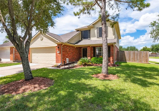 4th image of 13601 Trail Meadow Ln, Rosharon, TX 77583 | MLS# 90713710