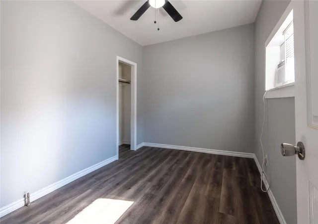 2nd image of 1515 J H Clouser St, Galveston, TX 77550 | MLS# 95383401