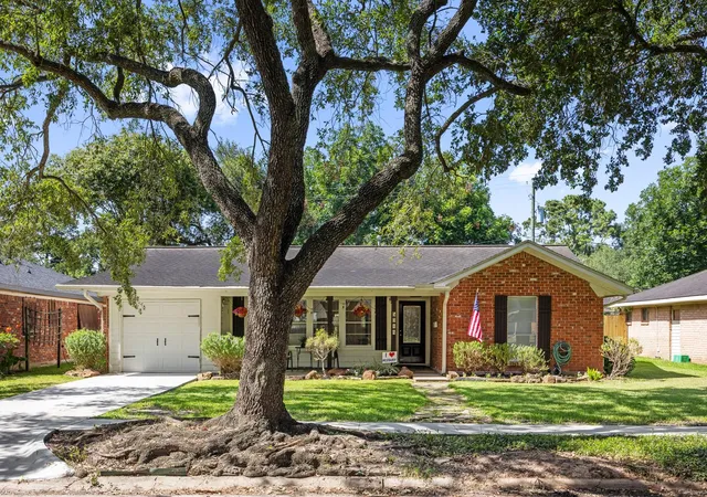 Photo 2 of Single family home for sale at 5314 Stillbrooke Dr, Houston, TX 77096 | MLS# 75993800 | Listing updated on 2026-09-15