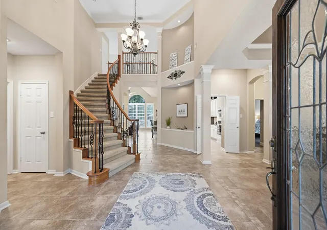 Photo 3 of Single family home for sale at 67 Driftoak Cir, Spring, TX 77381 | MLS# 13646946 | Listing updated on 2026-08-14
