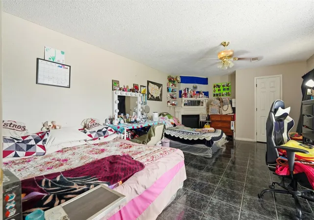 Photo 4 of Single family home for sale at 9235 Beaver Bnd Ct, Houston, TX 77037 | MLS# 70294210 | Listing updated on 2026-08-25