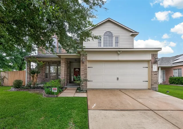 Photo 2 of Single family home for sale at 23503 Maple Vista Ln, Spring, TX 77373 | MLS# 49893515 | Listing updated on 2026-10-07