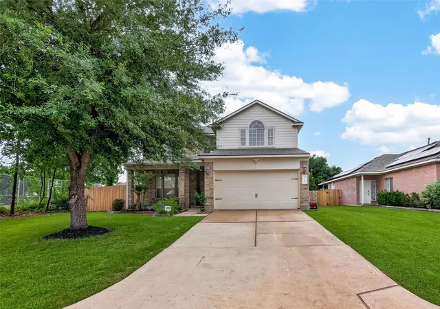 Photo 3 of Single family home for sale at 23503 Maple Vista Ln, Spring, TX 77373 | MLS# 49893515 | Listing updated on 2026-10-07