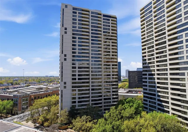 1st image of 15 Greenway Plz #3A, Houston, TX 77046 | MLS# 63164769
