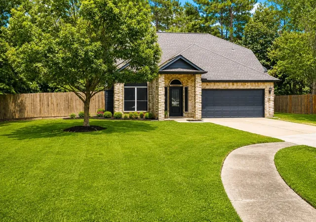 Photo 2 of Single family home for sale at 803 Brickstone Ct, Spring, TX 77386 | MLS# 81011718 | Listing updated on 2026-09-19