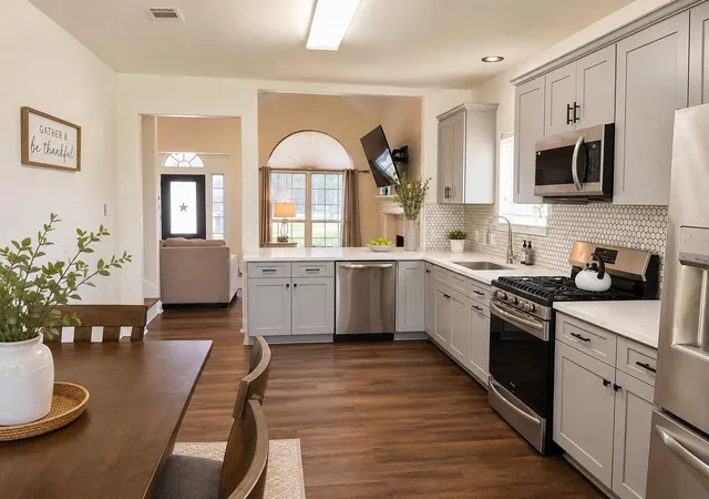 Photo 4 of Single family home for sale at 803 Brickstone Ct, Spring, TX 77386 | MLS# 81011718 | Listing updated on 2026-09-19