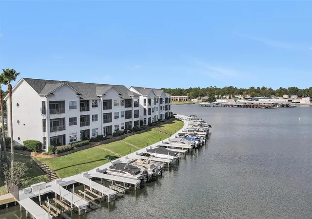 Condo for sale at 168 Lake Point Blvd #D 104, Montgomery, TX 77356 | MLS# 96837708