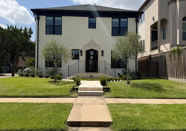 1st image of 1601 Bonnie Brae St, Houston, TX 77006 | MLS# 71520249