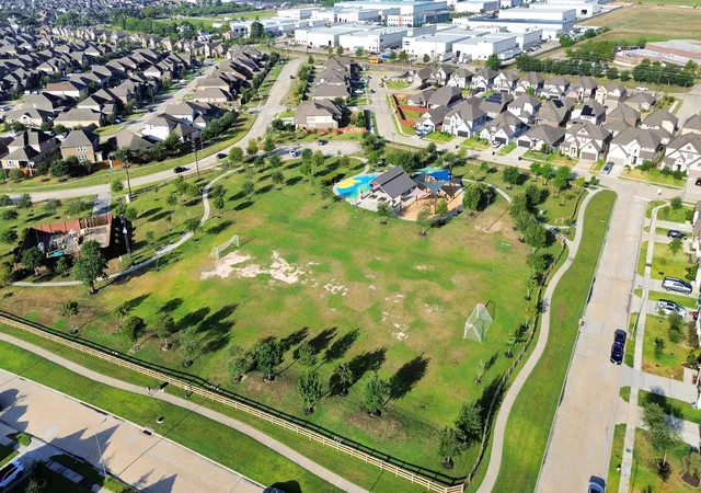 49th image of 4510 Valley Rill Rd, Katy, TX 77449 | MLS# 61417805
