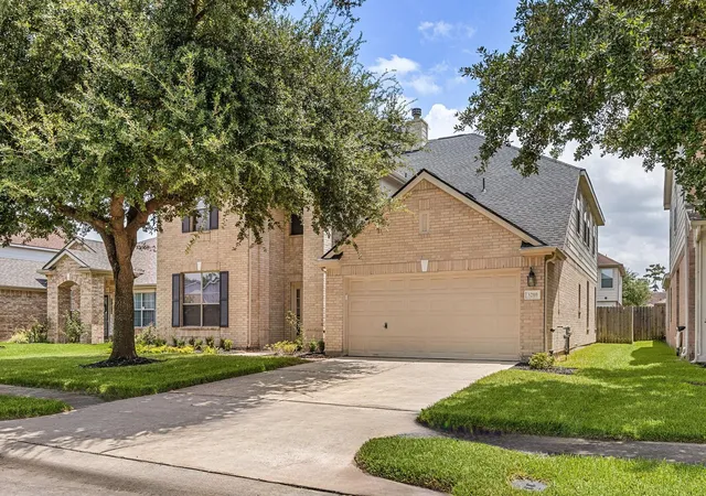 Photo 3 of Single family home for sale at 3210 Legends Crk Dr, Spring, TX 77386 | MLS# 55213005 | Listing updated on 2026-09-18