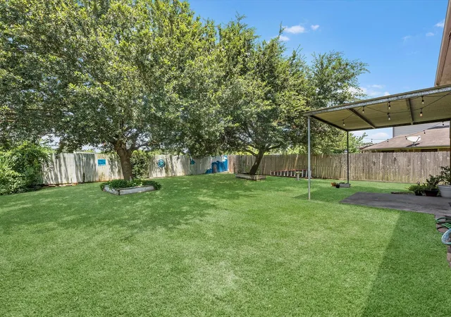 27th image of 9238 Wichita Dr, La Porte, TX 77571 | MLS# 76769547