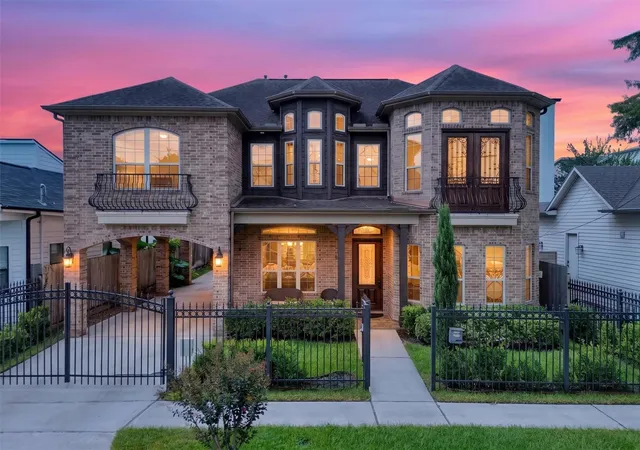 Photo 1 of Single family home for sale at 1317 Shearn St, Houston, TX 77007 | MLS# 38086854 | Listing updated on 2026-08-09