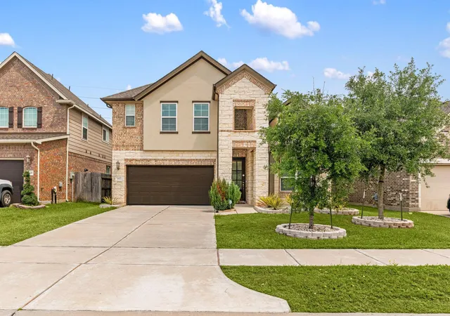 Photo 3 of Single family home for sale at 20422 Alpine Meadow Pl, Richmond, TX 77407 | MLS# 74277095 | Listing updated on 2026-08-17