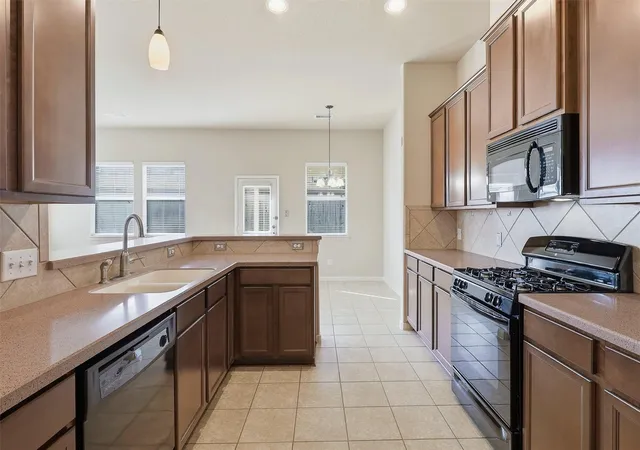 Photo 3 of Single family home for sale at 2923 Empire Oaks Ln, Katy, TX 77494 | MLS# 72533121 | Listing updated on 2026-09-05
