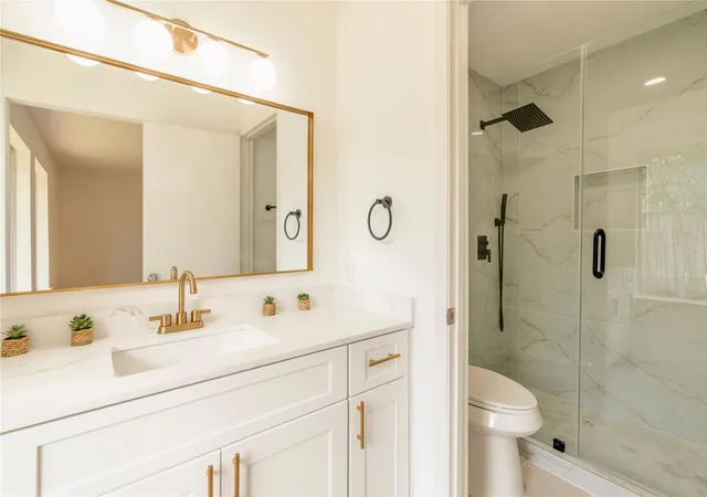 5th image of 12815 Braewood Glen Ln, Houston, TX 77072 | MLS# 30805963