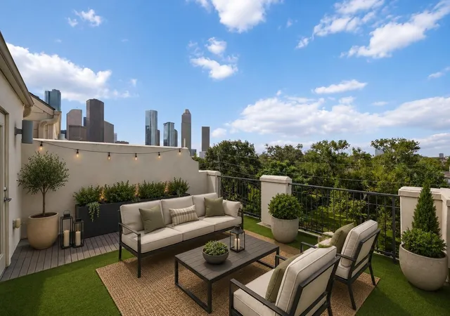 Photo 2 of Townhouse for sale at 1208 W Dallas St, Houston, TX 77019 | MLS# 48881761 | Listing updated on 2026-08-29