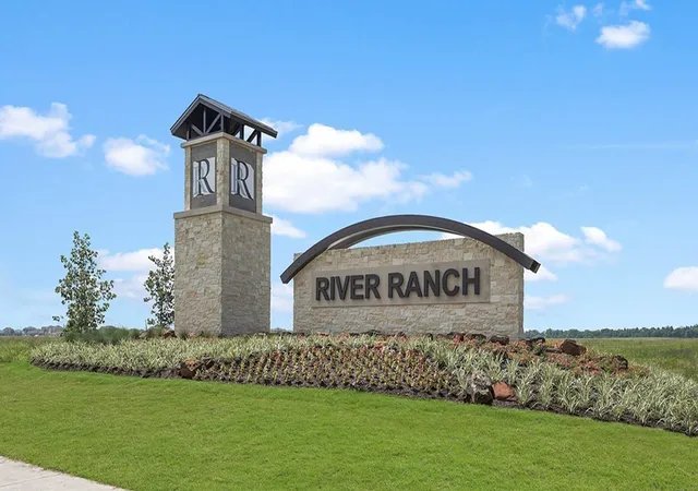 3rd image of 2068 Marymere Falls Dr, Dayton, TX 77535 | MLS# 25975568