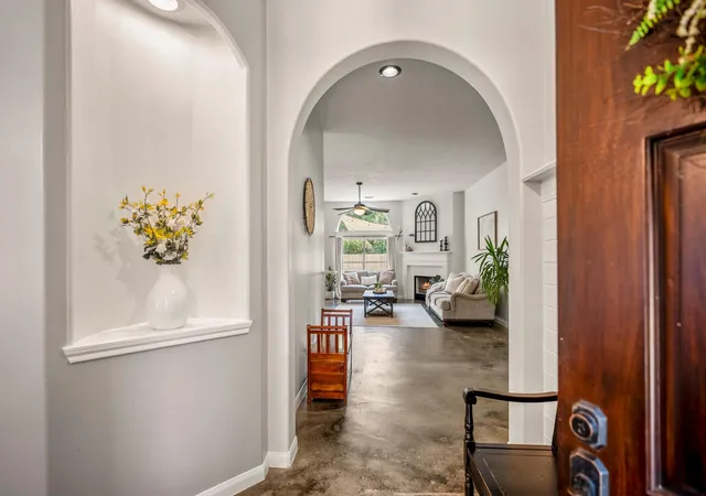 Photo 3 of Sale Pending at 12726 Big Spring Trl, Humble, TX 77346 | MLS# 17862537 | Listing updated on 2026-09-03