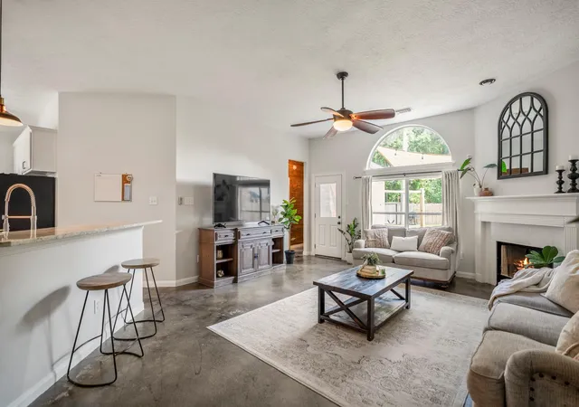 Photo 4 of Sale Pending at 12726 Big Spring Trl, Humble, TX 77346 | MLS# 17862537 | Listing updated on 2026-09-03