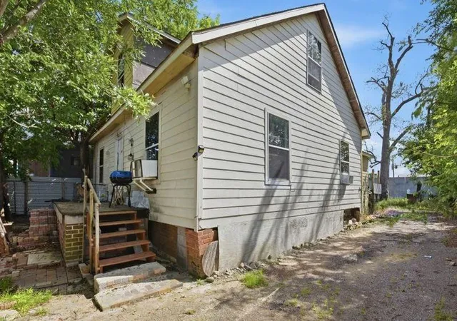 Photo 1 of Single family home for sale at 3814 Walker St, Houston, TX 77023 | MLS# 46937945 | Listing updated on 2026-08-11
