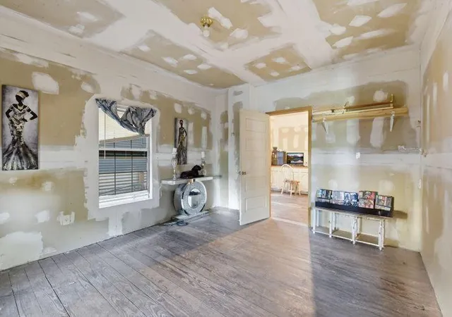 Photo 3 of Single family home for sale at 3814 Walker St, Houston, TX 77023 | MLS# 46937945 | Listing updated on 2026-08-11