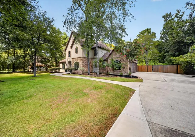 2nd image of 10410 Clubhouse Cir, Magnolia, TX 77354 | MLS# 3988147