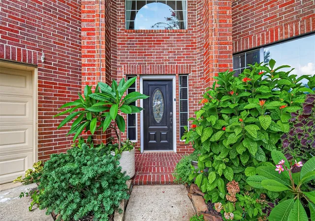 Photo 3 of Single family home for sale at 8814 W Valley Palms Dr, Spring, TX 77379 | MLS# 82089706 | Listing updated on 2026-09-11