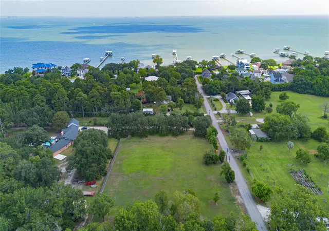 Land for sale at 8 Middleton St, Bacliff, TX 77518 | MLS# 45362970