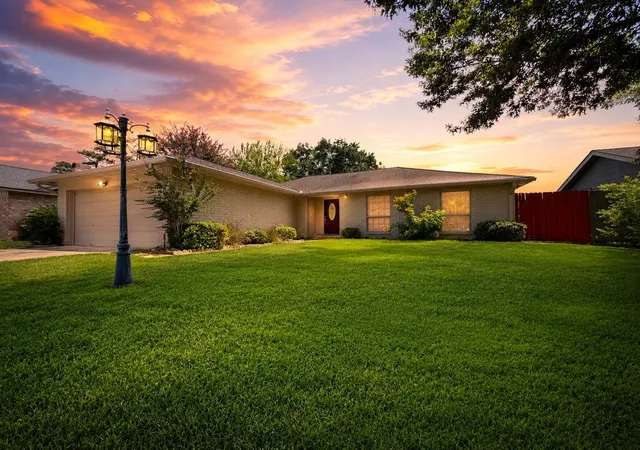 Photo 1 of Single family home for sale at 22306 Acorn Valley Dr, Spring, TX 77389 | MLS# 1099470 | Listing updated on 2026-09-14