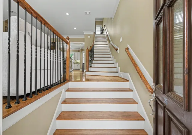 3rd image of 26 History Row, Spring, TX 77380 | MLS# 81928009