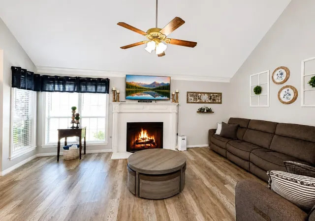 Photo 3 of Sale Pending at 2305 Katherine St, Brenham, TX 77833 | MLS# 20433561 | Listing updated on 2026-08-26