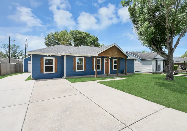 1st image of 19038 County Road 669d #C669D, Alvin, TX 77511 | MLS# 10491639