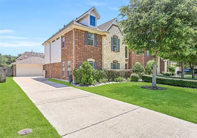38th image of 1226 Martinez Ct, Friendswood, TX 77546 | MLS# 26993408