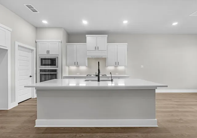 Photo 2 of Sale Pending at 9622 Foxwood Meadow Ln, Richmond, TX 77407 | MLS# 14008737 | Listing updated on 2026-08-17