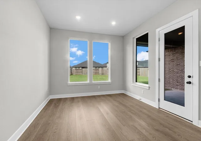 Photo 4 of Sale Pending at 9622 Foxwood Meadow Ln, Richmond, TX 77407 | MLS# 14008737 | Listing updated on 2026-08-17