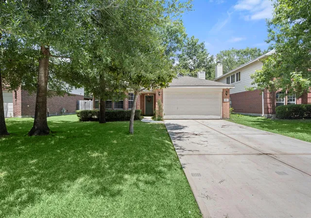 2nd image of 166 Fairwind Trail Dr, Conroe, TX 77385 | MLS# 55282449