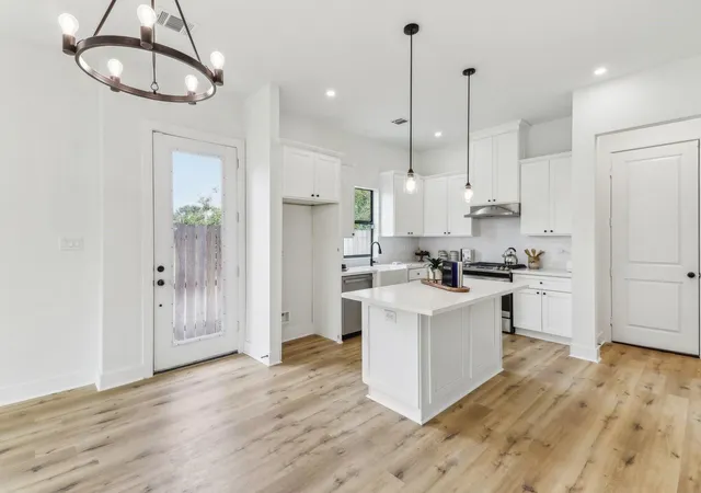 Photo 3 of Single family home for sale at 311 Tennessee St, Houston, TX 77029 | MLS# 46749545 | Listing updated on 2026-09-12