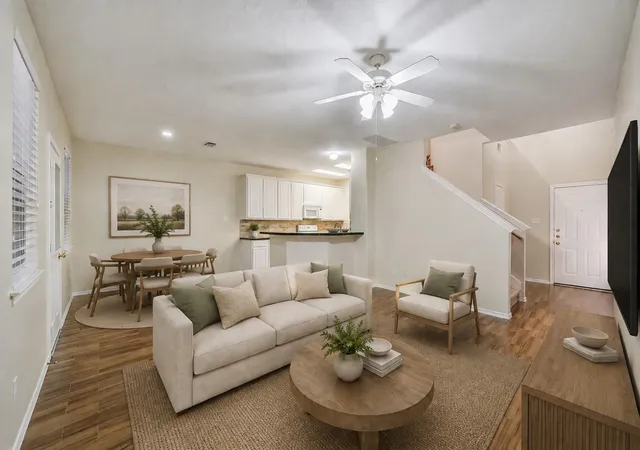 3rd image of 75 Summerhaze Cir, Spring, TX 77382 | MLS# 55465895
