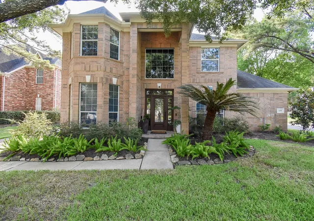 Photo 4 of Single family home for sale at 22002 Flannery Ct, Katy, TX 77450 | MLS# 58148924 | Listing updated on 2026-09-13