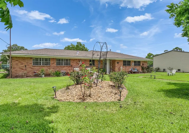 Photo 3 of Single family home for sale at 14310 Henry Rd, Houston, TX 77060 | MLS# 32776177 | Listing updated on 2026-08-24