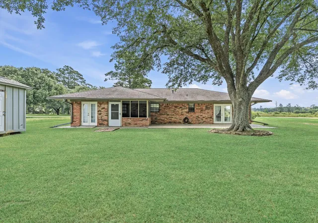 13th image of 6567 Guy Ln, Orange, TX 77632 | MLS# 86279964