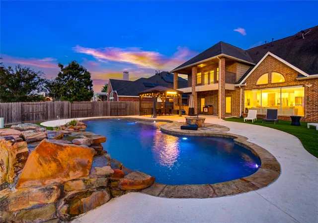 2nd image of 27706 Walsh Crossing Dr, Katy, TX 77494 | MLS# 78726020